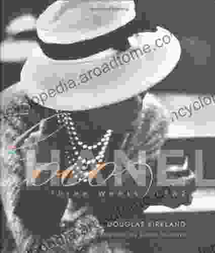 Coco Chanel: Three Weeks/1962 Douglas Kirkland