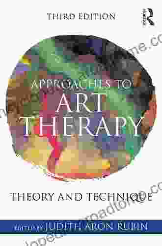 Art in Action: Expressive Arts Therapy and Social Change (Arts Therapies)